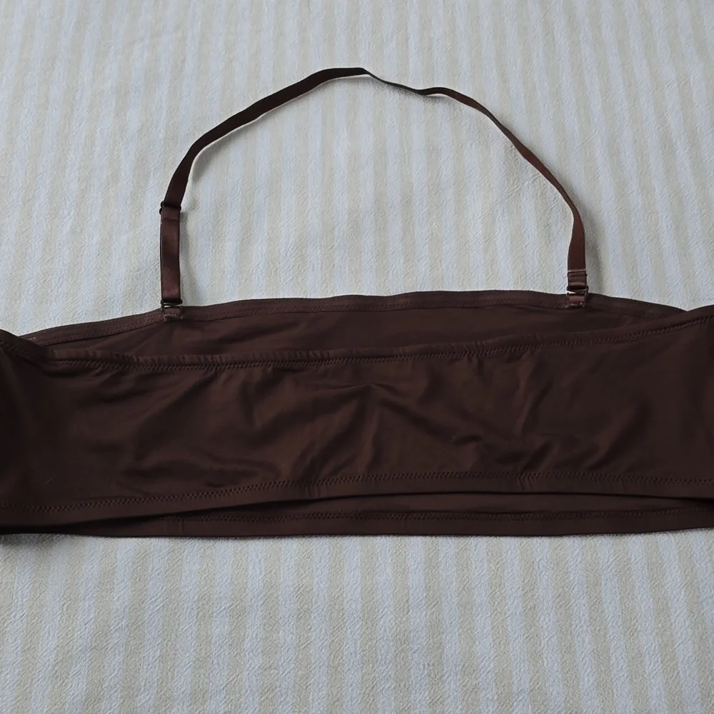 SKIMS Swim Bandeau Bikini Top Size:4X Cocoa